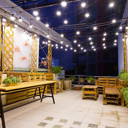 Tropical Vibes Homestay โฮจิมินห์ซิตี้ ภายนอก รูปภาพ