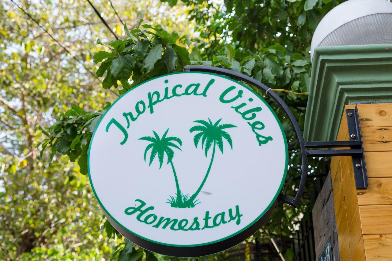 Tropical Vibes Homestay โฮจิมินห์ซิตี้ ภายนอก รูปภาพ