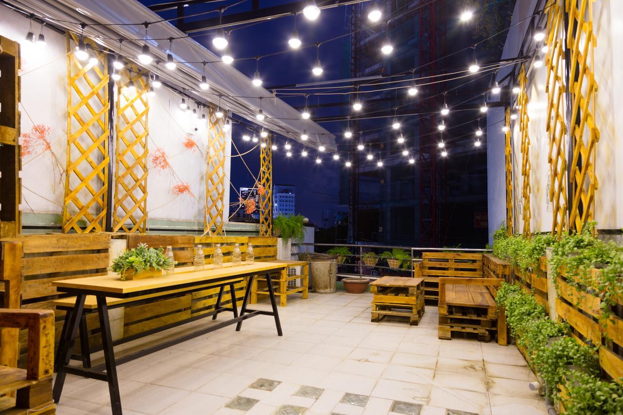 Tropical Vibes Homestay โฮจิมินห์ซิตี้ ภายนอก รูปภาพ