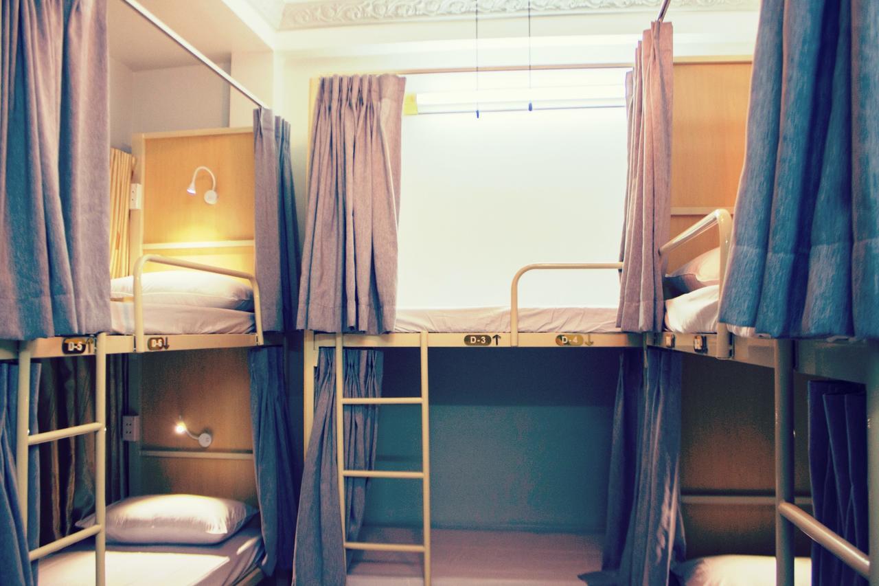 Tropical Vibes Homestay โฮจิมินห์ซิตี้ ภายนอก รูปภาพ