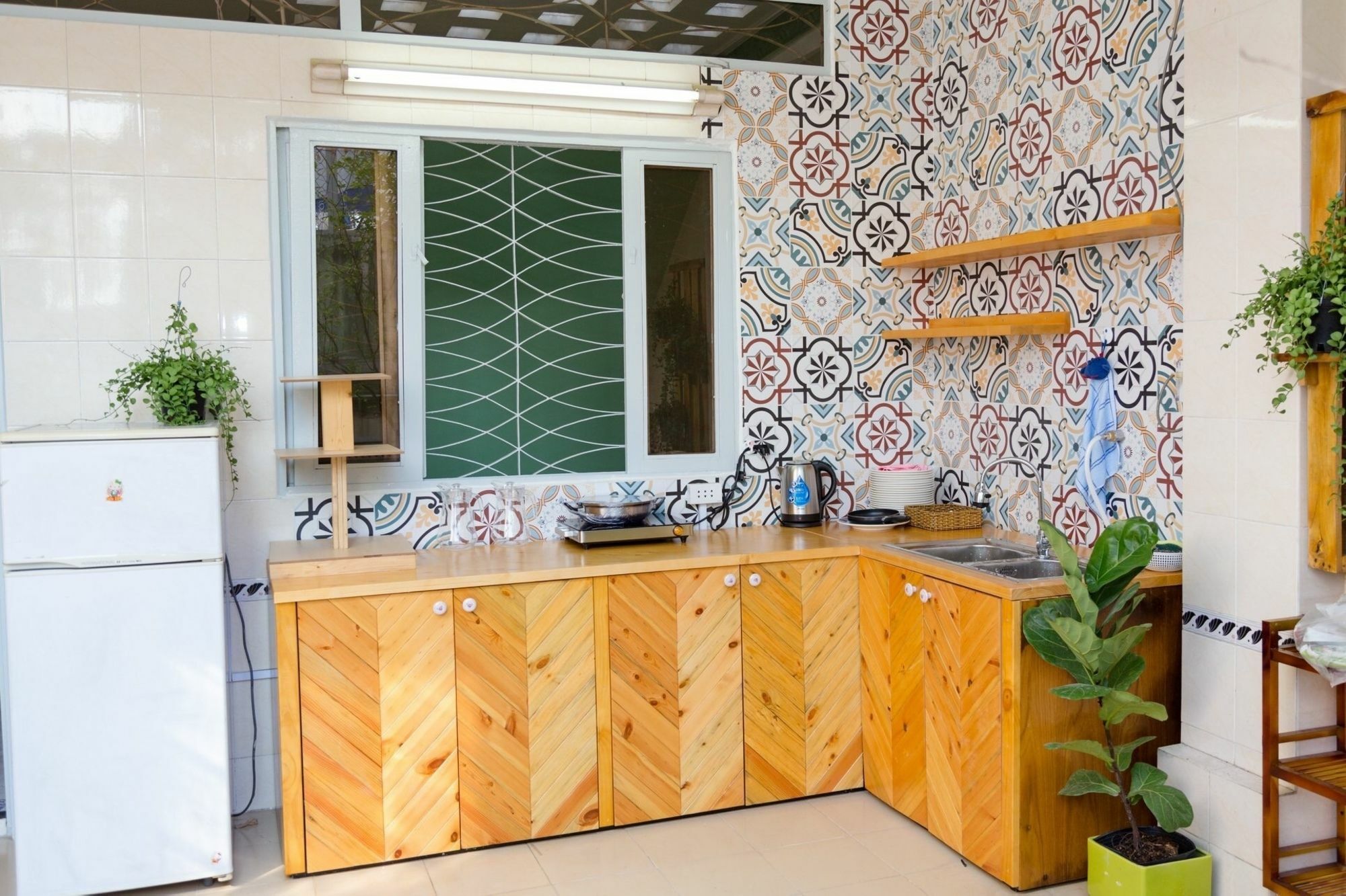 Tropical Vibes Homestay โฮจิมินห์ซิตี้ ภายนอก รูปภาพ